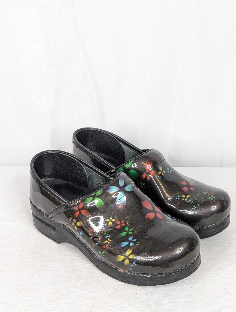Dansko Scatter Floral Patent Black Professional Clogs - Size 38/8